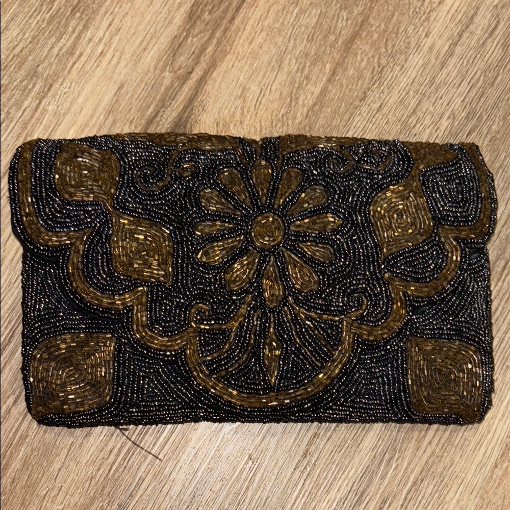 Elegant Black and Gold Beaded Clutch